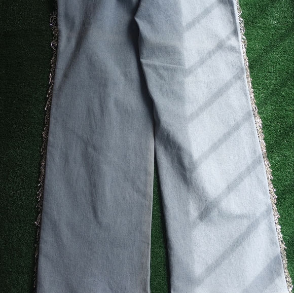 AKIRA CRYSTAL FRINGED JEANS - Picture 10 of 16